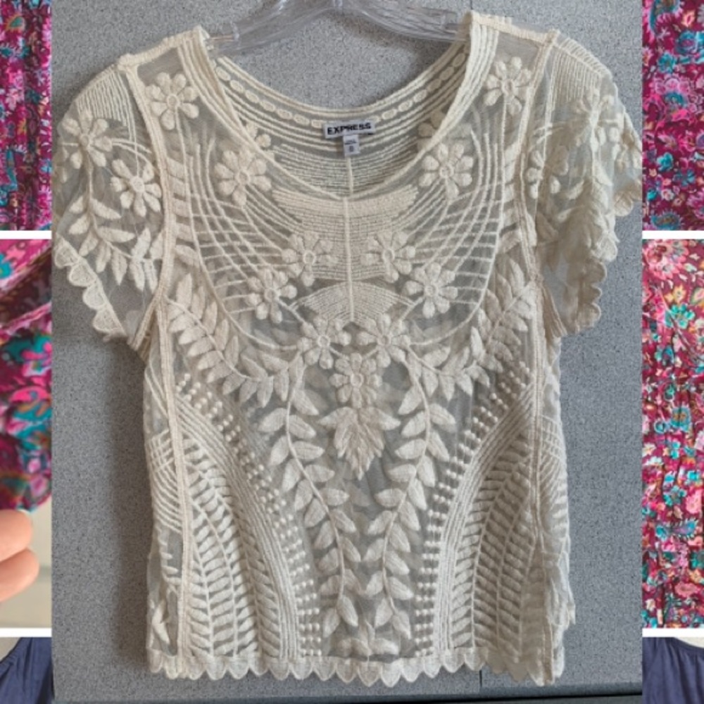 Beige short sleeved lace shirt